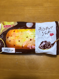 「フジパン チョコチップシュガー 袋1個」のクチコミ画像 by すうこじさん