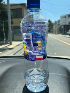 「コカ・コーラ NEWATER 500ml」のクチコミ画像 by こつめかわうそさん