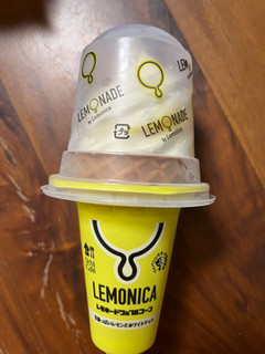 「ローソン Uchi Cafe’ × レモネードレモニカ レモネードレモニカワッフルコーン」のクチコミ画像 by ピンクのぷーさんさん