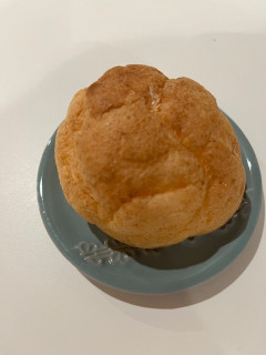 「オランジェ ひかえめに言ってクリーム多めのシュークリーム 北海道ソフト 袋1個」のクチコミ画像 by chan-manaさん