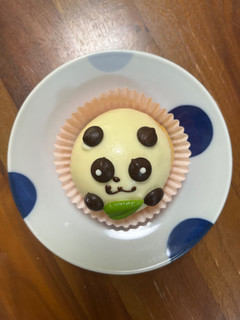 「HIROTA 100周年動物シュークリーム パンダ」のクチコミ画像 by ピンクのぷーさんさん