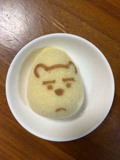 「東京ばな奈 くまのプーさん 「銀座のはちみつケーキ」です。 箱8個」のクチコミ画像 by ピンクのぷーさんさん