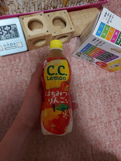 「サントリー C.C.レモン はちみつりんご風 500ml」のクチコミ画像 by ハムちゃんハムジさん