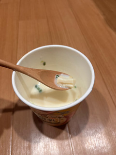 「日清食品 とろけるおぼろ豆腐 まろっと豆乳 濃厚豆乳の和風仕立てスープ カップ17g」のクチコミ画像 by りりりんりんさん