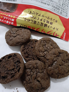 「不二家 カントリーマアムチップス ビターチョコパウチ 37g」のクチコミ画像 by もこもこもっちさん