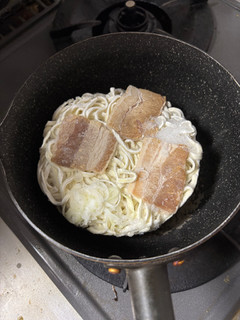 「キンレイ お水がいらない 喜多方ラーメン坂内 袋497g」のクチコミ画像 by あろえパンチさん