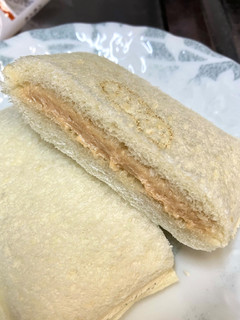 「ヤマザキ ランチパック ピーナッツ 袋2個」のクチコミ画像 by mika.さん