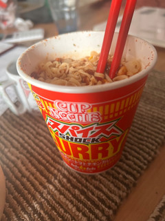 高評価】「14種のスパイスが華やぐ新作カップヌード - 日清カップ