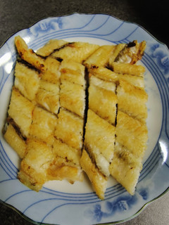 「トップバリュ トップバリュうなくいーん白焼き」のクチコミ画像 by ぎんなんさん