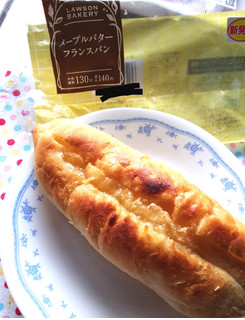 「ローソン メープルバターフランスパン」のクチコミ画像 by ハルムさん