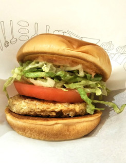 「モスバーガー モス野菜バーガー オーロラソース仕立て」のクチコミ画像 by シロですさん