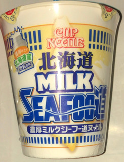 「日清食品 カップヌードル 北海道濃厚ミルクシーフー道ヌードル カップ81g」のクチコミ画像 by Anchu.さん