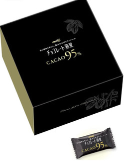 「明治 チョコレート効果 カカオ95％ 箱60g」のクチコミ画像 by V0XY ZS煌2さん