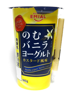 「EMIAL のむバニラヨーグルト カップ180g」のクチコミ画像 by つなさん