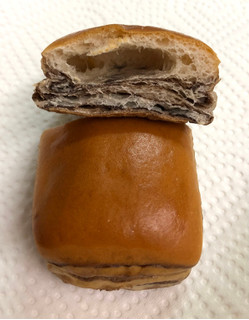 「ヤマザキ BAKE ONE しっとりチョコクリームパン ベルギーチョコ入りクリーム 袋6個」のクチコミ画像 by SANAさん