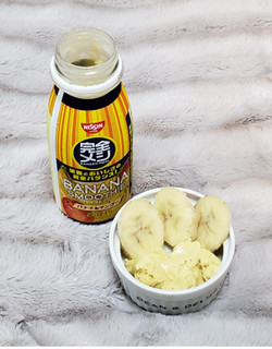 「日清食品 完全メシ バナナスムージー ペット235ml」のクチコミ画像 by みにぃ321321さん
