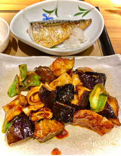 「やよい軒 なす味噌と焼魚の定食 白米」のクチコミ画像 by ぱぴぴさん