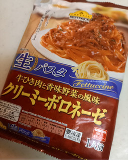 「トップバリュ ベストプライス 生パスタ 牛ひき肉と香味野菜の風味 クリーミーボロネーゼ 袋295g」のクチコミ画像 by レビュアーさん