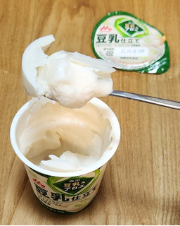 「森永 森永豆乳＆アロエ 豆乳仕立て カップ100g」のクチコミ画像 by みにぃ321321さん
