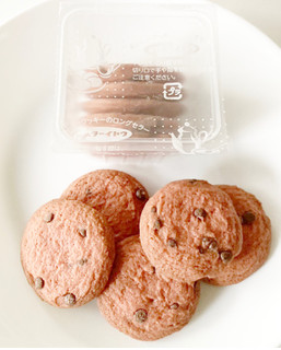 「イトウ製菓 ミスターイトウ すいか チョコチップクッキー 15枚」のクチコミ画像 by コーンスナック好きさん