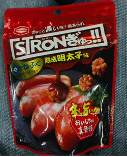 「亀田製菓 STRONぎゅっ！！ 熟成明太子味 袋30g」のクチコミ画像 by gologoloさん