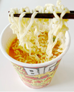 「明星食品 BIGだぜ！一平ちゃん 豚キムチラーメン カップ92g」のクチコミ画像 by コーンスナック好きさん