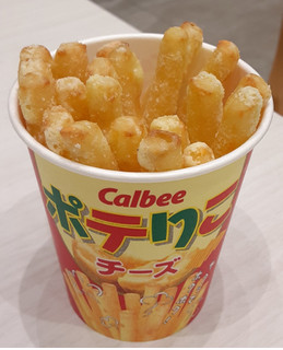 「カルビー Calbee＋ ポテりこ チーズ」のクチコミ画像 by つなさん