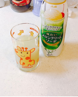 「アサヒ 味わいメロンクリームソーダ ペット500ml」のクチコミ画像 by ビーピィさん