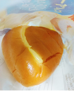「第一パン 冷やしてもおいしいクリームパン 袋1個」のクチコミ画像 by もぐのこさん
