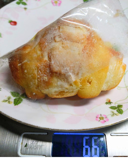 「ファミリーマート 冷やして食べるクリームクロワッサン カスタードホイップ」のクチコミ画像 by おうちーママさん