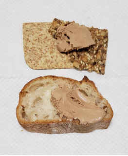 「eatime ローストナッツの香ばしさをたのしむヘーゼルナッツアイス カップ122ml」のクチコミ画像 by みにぃ321321さん