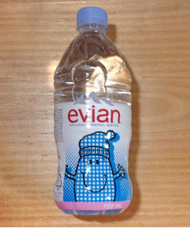 「evian エビアン Mr.Men Little Missラベル ペット750ml」のクチコミ画像 by もみぃさん