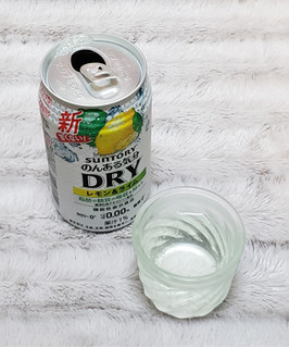 「サントリー のんある気分 DRY レモン＆ライム 缶350ml」のクチコミ画像 by みにぃ321321さん