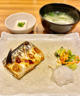 「やよい軒 サバの塩焼定食」のクチコミ画像 by ぱぴぴさん