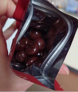 「ロッテ ZERO シュガーフリーチョコレートクリスプ 袋28g」のクチコミ画像 by ももたろこさん