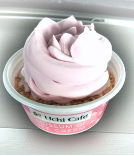 「ローソン Uchi Cafe’ MOICフラワーパフェアイス カップ190ml」のクチコミ画像 by シロですさん
