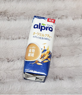 「ALPRO たっぷり食物繊維 オーツミルクティー やさしい紅茶の味わい 250ml」のクチコミ画像 by みにぃ321321さん