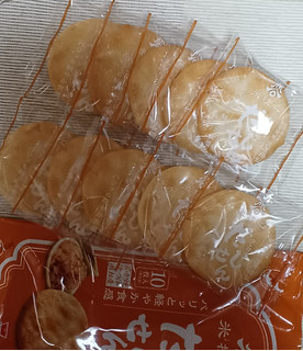 「岩塚製菓 だしせん 袋10枚」のクチコミ画像 by 冬生まれ暑がりさん