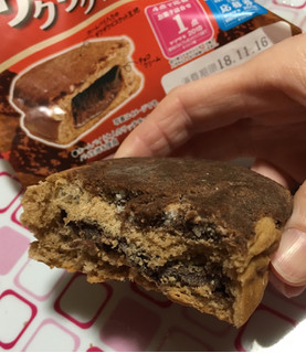 「ヤマザキ ホームパイ ザクザククッキーパン チョコ 袋1個」のクチコミ画像 by レビュアーさん
