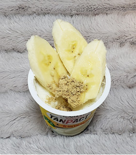 「明治 TANPACT ギリシャヨーグルト バナナ風味 カップ110g」のクチコミ画像 by みにぃ321321さん