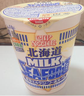 「日清食品 カップヌードル 北海道濃厚ミルクシーフー道ヌードル カップ81g」のクチコミ画像 by tddtakaさん