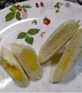 「ヤマザキ ランチパック かぼちゃクリームとさつまいもクリーム 袋2個」のクチコミ画像 by おうちーママさん