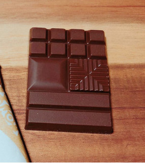 「明治 ザ・チョコレート 清らかに香るジャスミンティー 箱50g」のクチコミ画像 by importさん