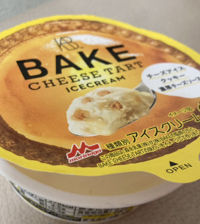 「BAKE CHEESE TART アイスクリーム カップ160ml」のクチコミ画像 by もぐミさん