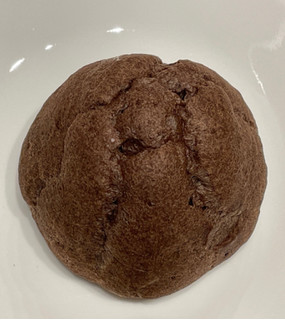 「ローソン Uchi Cafe’ 濃厚生 ショコラシュー 袋1個」のクチコミ画像 by パン太郎さん