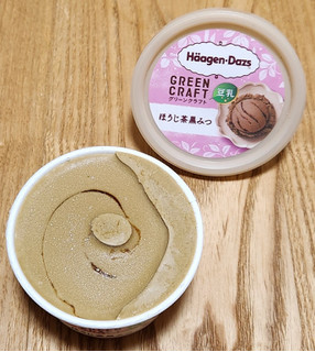 「ハーゲンダッツ GREEN CRAFT ミニカップ ほうじ茶黒みつ カップ110ml」のクチコミ画像 by みにぃ321321さん