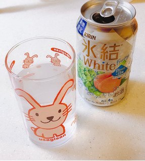 「KIRIN 氷結 White 缶350ml」のクチコミ画像 by ビーピィさん