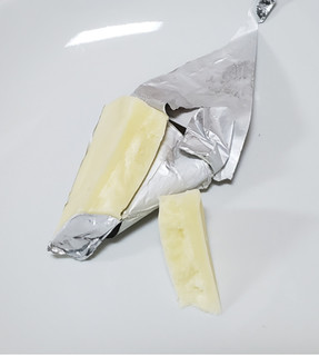 「ローソン カマンベール入り 6Pチーズ」のクチコミ画像 by みにぃ321321さん