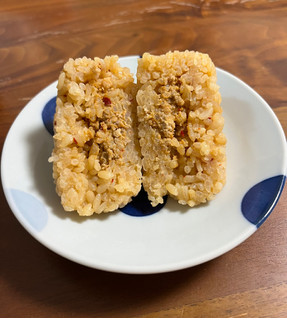 「ローソン おにぎり屋 悪魔のおにぎり 四川風担々麺味」のクチコミ画像 by ピンクのぷーさんさん