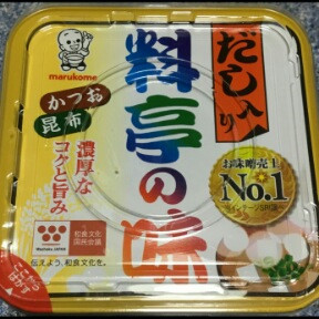 「マルコメ 料亭の味 だし入り 濃厚なコクと旨み カップ750g」のクチコミ画像 by koumei7コンビニスイーツレポーターさん